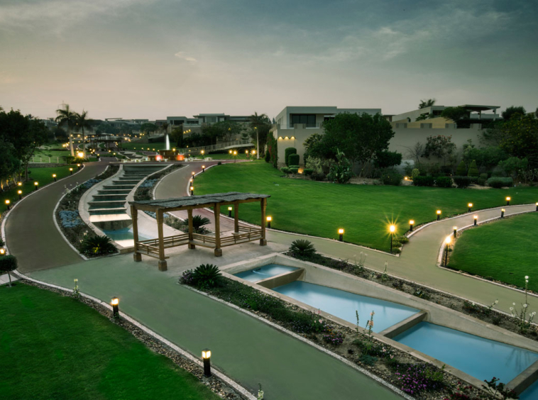 pyramid hills compound