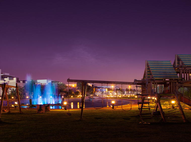 pyramid hills compound